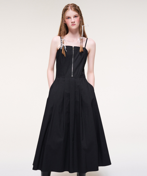 ETMON(エトモン)の「Front Zipper Pleats Slip Dress, Black(ワンピース・レディース・その他・S/M)」の4枚目の写真