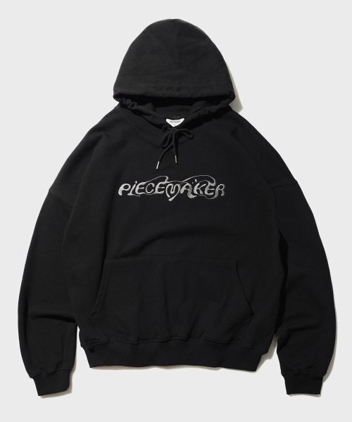 PIECEMAKER(ピースメーカー)の「ETHNIC LOGO HOODIE (BLACK)(パーカー・レディース・その他・M/L)」の2枚目の写真