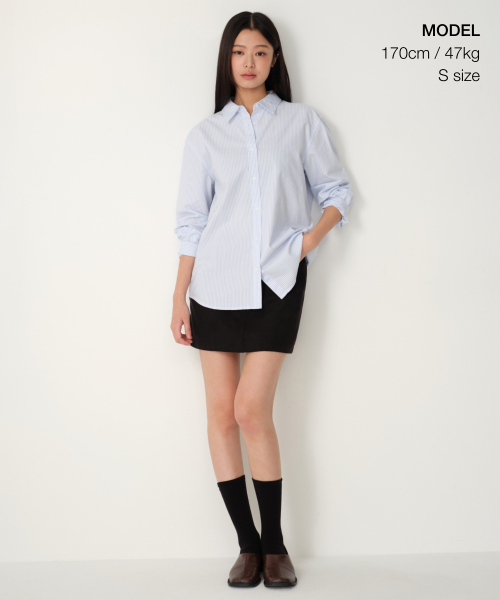 MUSINSA STANDARD WOMAN（ムシンサスタンダードウーマン）の「ウィメンズストライプリラックスドオックスフォードシャツ[ホワイト/スカイブルー]（シャツ/ブラウス・レディース・その他・SMALL/MEDIUM/LARGE/X-SMALL）」の2枚目の写真