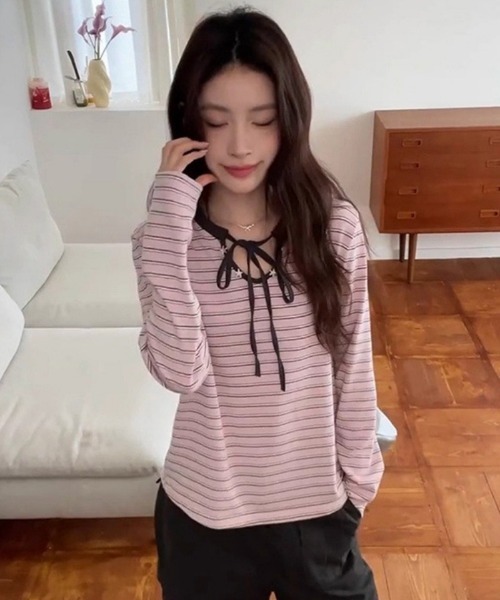 Ritzy(リッツィー)の「ネック貝殻飾りパネルボーダーロングスリーブTシャツ(Tシャツ/カットソー・レディース・ピンク・L/M)」の5枚目の写真