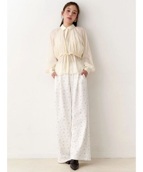 CALNAMUR(カルナムール)の「ギャザーラグランブラウス(シャツ/ブラウス・レディース・アイボリー/ホワイト/ピンク・FREE)」の21枚目の写真