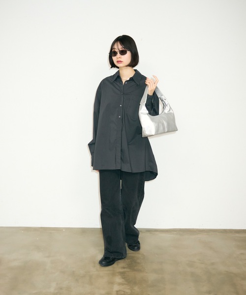 TONER（トナー）の「レザーハーフムーンワンショルダーバッグ/ハンドバッグ/ロゴプレート付き（ハンドバッグ・レディース・ブラック/シルバー/ホワイト/ライトグリーン・FREE）」の7枚目の写真