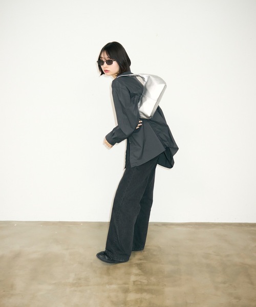 TONER（トナー）の「レザーハーフムーンワンショルダーバッグ/ハンドバッグ/ロゴプレート付き（ハンドバッグ・レディース・ブラック/シルバー/ホワイト/ライトグリーン・FREE）」の12枚目の写真