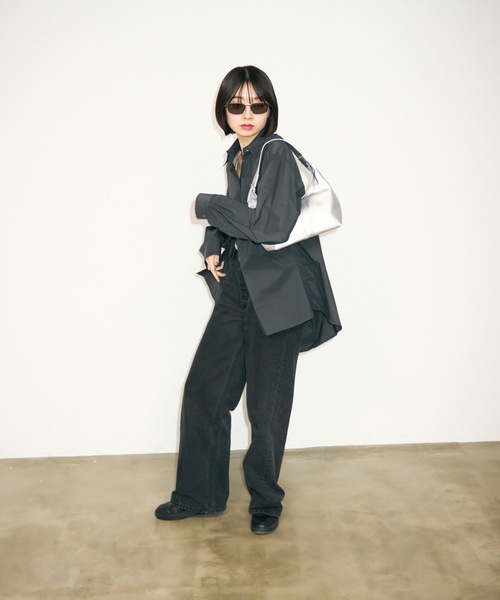 TONER（トナー）の「レザーハーフムーンワンショルダーバッグ/ハンドバッグ/ロゴプレート付き（ハンドバッグ・レディース・ブラック/シルバー/ホワイト/ライトグリーン・FREE）」の15枚目の写真