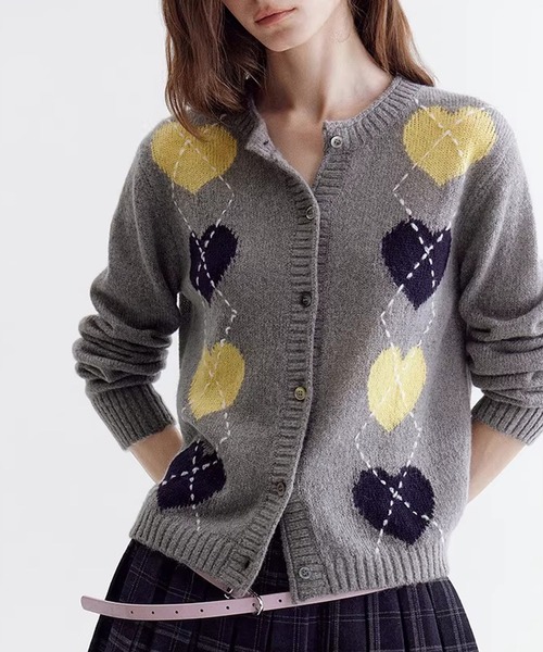 Fano Studios（ファノ ストゥディオズ）の「ハート柄アーガイル ニットカーディガン FC26S090【Fano Studios】【2026SS】（カーディガン/ボレロ・レディース・グレー・S/M/L）」の9枚目の写真