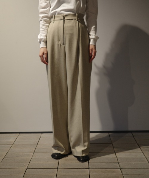 CLANE（クラネ）の「CLANE 2WAY TUCK STRAIGHT PANTS（その他パンツ・レディース・グレー/ブラック/その他/ライトブルー・2/1）」の4枚目の写真