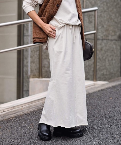 FRAMeWORK（フレームワーク）の「≪追加≫ウェットオゾン加工スカート（スカート・レディース・チャコールグレー/ホワイト系その他/サックスブルー・36/38）」の6枚目の写真