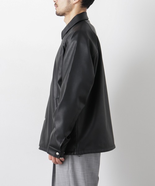 NANO universe（ナノユニバース）の「フェイクレザーリラックスコーチジャケット（ブルゾン・メンズ・ブラック/ブラウン・S/M/L）」の18枚目の写真