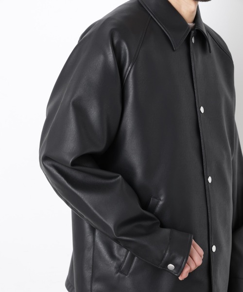 NANO universe（ナノユニバース）の「フェイクレザーリラックスコーチジャケット（ブルゾン・メンズ・ブラック/ブラウン・S/M/L）」の21枚目の写真