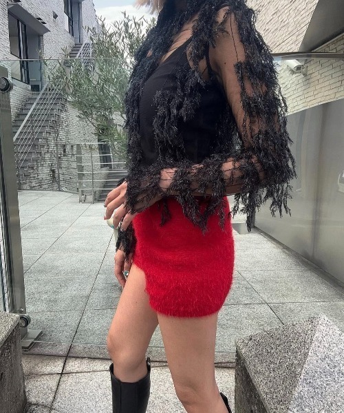 ENCLOSURE（エンクロージャー）の「【ENCLOSURE】Feather tulle tops（その他トップス・レディース・オレンジ/グリーン/ブルー/ブラック・FREE）」の14枚目の写真