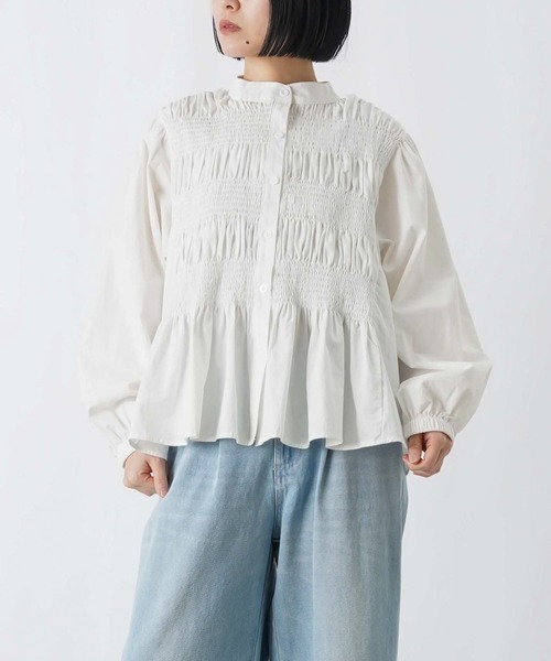 LUCA/LADY LUCK LUCA(ルカ/レディラックルカ)の「LC/LLL シャーリングブラウス(シャツ/ブラウス・レディース・オフホワイト・FREE)」の3枚目の写真