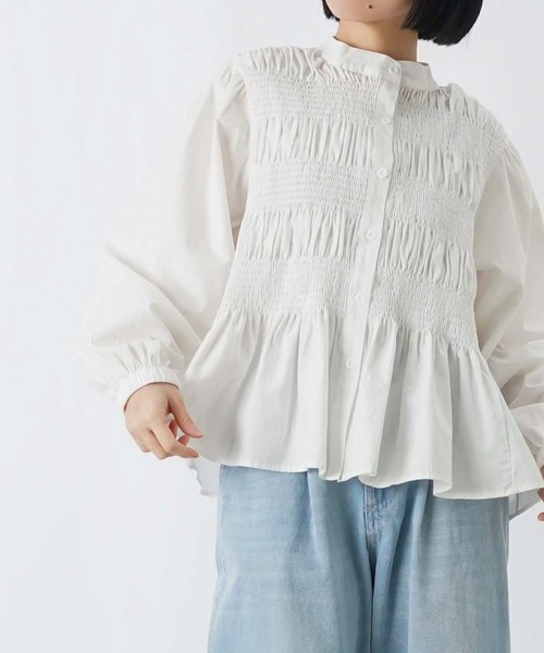 LUCA/LADY LUCK LUCA(ルカ/レディラックルカ)の「LC/LLL シャーリングブラウス(シャツ/ブラウス・レディース・オフホワイト・FREE)」の5枚目の写真