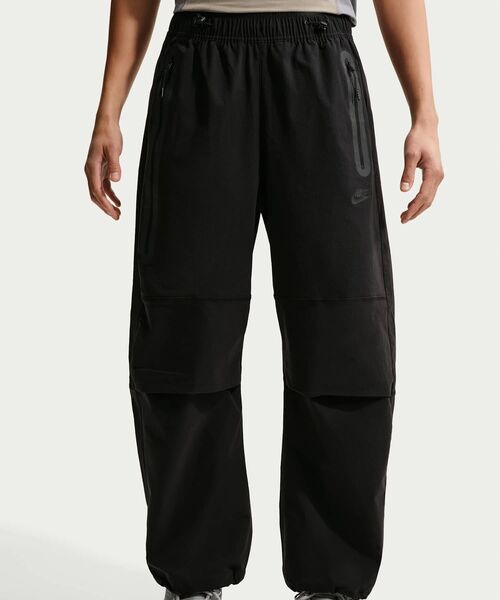 NIKE（ナイキ）の「ナイキ テック ウーブン ジョガー パンツ / Nike Tech Men's Dri-FIT Woven Pants IU7637-010 Black（その他パンツ・メンズ・ブラック・S/M/L/XL/2XL）」の2枚目の写真