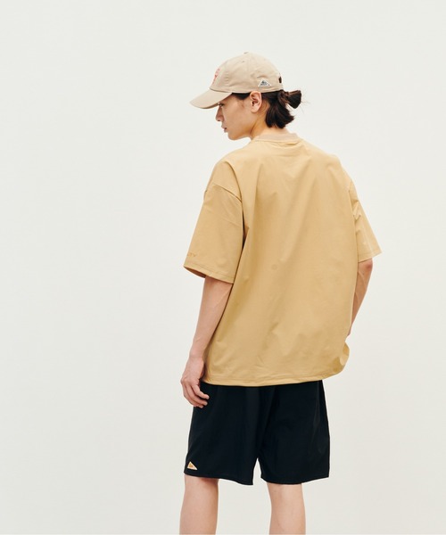 KELTY(ケルティ)の「KELTY/ケルティ ラッシュ ルーズフィット コンフォート S/S Tシャツ ストレッチ 秋 秋服 2026年秋冬(Tシャツ/カットソー・メンズ・ブラック/チャコール/ベージュ/ブルー・M/L/XL)」の15枚目の写真