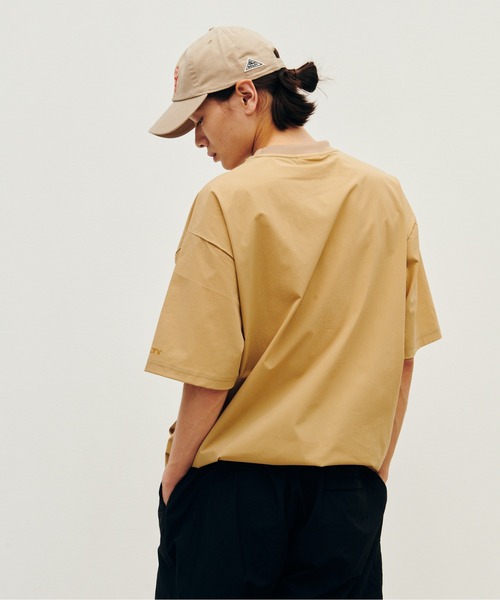 KELTY(ケルティ)の「KELTY/ケルティ ラッシュ ルーズフィット コンフォート S/S Tシャツ ストレッチ 秋 秋服 2026年秋冬(Tシャツ/カットソー・メンズ・ブラック/チャコール/ベージュ/ブルー・M/L/XL)」の8枚目の写真