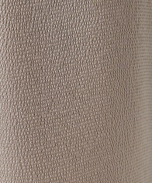 AEWEN MATOPH（イウエン マトフ）の「＜AEWEN MATOPH＞サテンメローイージーパンツ ‐ ウォッシャブル ‐（その他パンツ・レディース・ライトブルー/ブラック/ベージュ・38/36/34）」の8枚目の写真