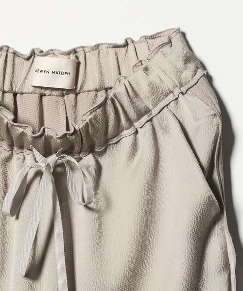 AEWEN MATOPH（イウエン マトフ）の「＜AEWEN MATOPH＞サテンメローイージーパンツ ‐ ウォッシャブル ‐（その他パンツ・レディース・ライトブルー/ブラック/ベージュ・38/36/34）」の22枚目の写真
