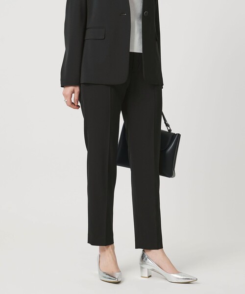 UNITED ARROWS（ユナイテッドアローズ）の「FEEL CLEAN スリム パンツ ‐防しわ ストレッチ UVカット‐（スラックス・レディース・ブラック/ネイビー・34/40/36/38）」の2枚目の写真