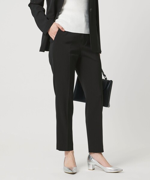 UNITED ARROWS（ユナイテッドアローズ）の「FEEL CLEAN スリム パンツ ‐防しわ ストレッチ UVカット‐（スラックス・レディース・ブラック/ネイビー・34/40/36/38）」の18枚目の写真