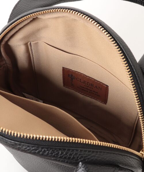 CLEDRAN(クレドラン)の「【イタリーレザー】CL3979 SOU CIRCLE BAG(トートバッグ・レディース・ミント/スモークピンク/グレイッシュベージュ/ブラック・FREE)」の19枚目の写真