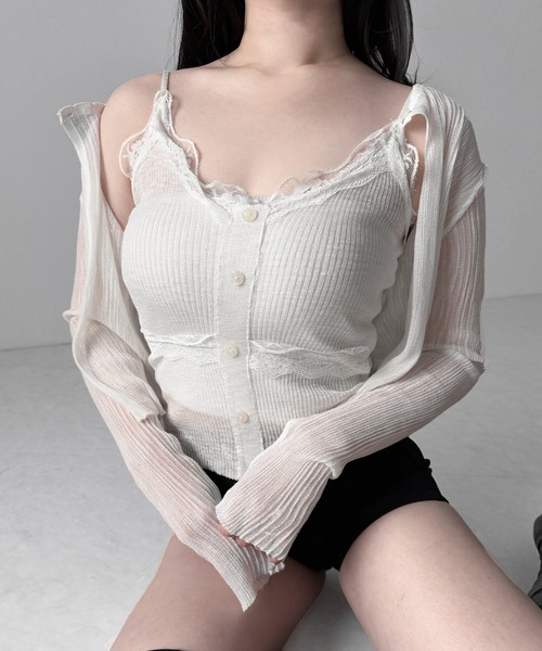 me+em select(ミームセレクト)の「【 2点セット 】フロントレースシアーニットキャミソール +カーディガン SET / front lace sheer knit camisole + cardigan set(アンサンブル・レディース・ホワイト/ブラック/ピンク・FREE)」の11枚目の写真