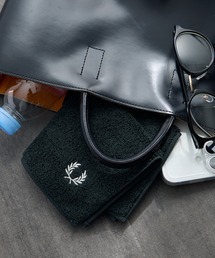 FRED PERRY（フレッドペリー）の「[FRED PERRY/フレッドペリー] ワンポイントロゴ刺繍 タオルハンカチ（ハンカチ/ハンドタオル）」