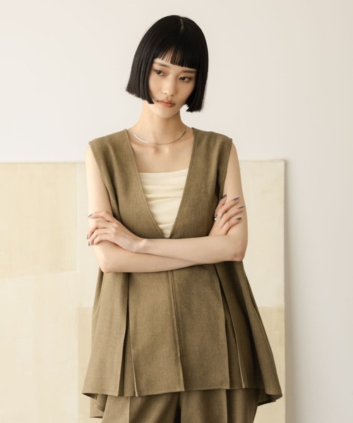 LOWRYS FARM（ローリーズファーム）の「ホップサックベスト 602813（ベスト・レディース・チャコールグレー/ブラウン/ベージュ・FREE）」の2枚目の写真