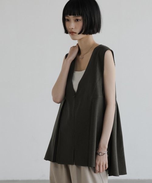 LOWRYS FARM（ローリーズファーム）の「ホップサックベスト 602813（ベスト・レディース・チャコールグレー/ブラウン/ベージュ・FREE）」の22枚目の写真