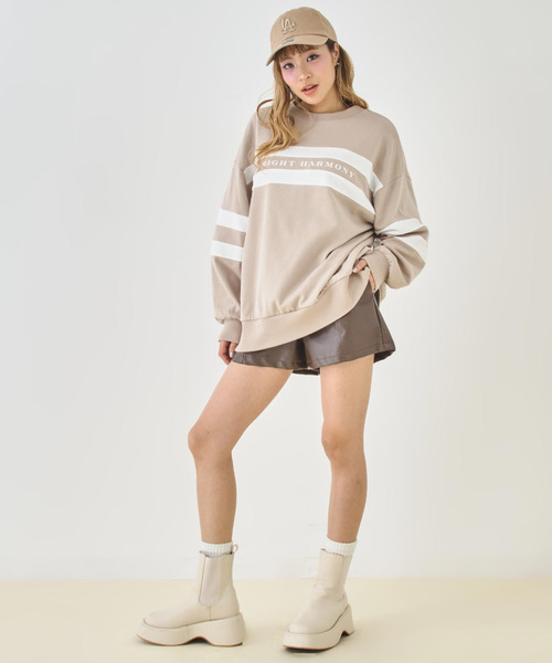 ANAP(アナップ)の「バイカラー配色オーバーサイズミニ裏毛プルオーバー(スウェット・レディース・レッド/ネイビー/ベージュ・F)」の7枚目の写真