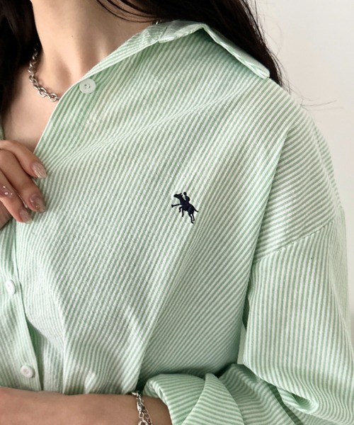 POLOCHAMPS(ポロチャンプス)の「POLOCHAMPS(ポロチャンプス)/カラーシャツ オーバーサイズ ストライプ長袖シャツ 羽織 ワンポイント刺繍(シャツ/ブラウス・レディース・サックスブルー/イエロー/ネイビー/レッド/グリーン/ブラウン・FREE)」の16枚目の写真