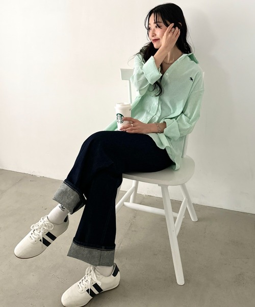 POLOCHAMPS(ポロチャンプス)の「POLOCHAMPS(ポロチャンプス)/カラーシャツ オーバーサイズ ストライプ長袖シャツ 羽織 ワンポイント刺繍(シャツ/ブラウス・レディース・サックスブルー/イエロー/ネイビー/レッド/グリーン/ブラウン・FREE)」の22枚目の写真