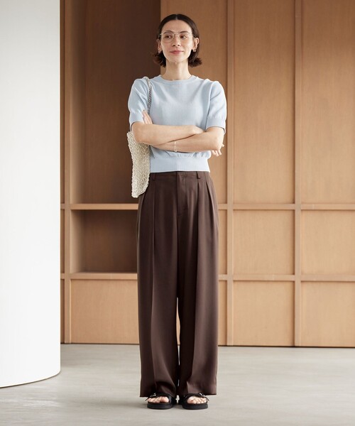 BEAUTY&YOUTH UNITED ARROWS(ビューティーアンドユースユナイテッドアローズ)の「ポリエステル ドレープ 2タック ワイドパンツ ウォッシャブル(その他パンツ・レディース・ブラック/ダークブラウン/オフホワイト・S/M/XS)」の6枚目の写真