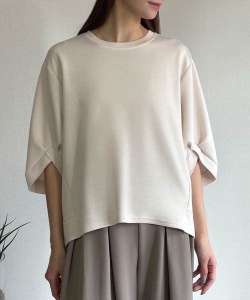 LOWO(ロワ)の「ハーフスリーブスウェットプルオーバー(Tシャツ/カットソー・レディース・ベージュ/ブラック/オフホワイト・FREE)」の13枚目の写真