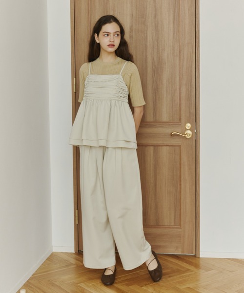 OLUN(オルン)の「easy tuck slacks pants/イージータックスラックスパンツ【セットアップ対応】(スラックス・レディース・ブラウン/アイボリー・MEDIUM/SMALL)」の19枚目の写真