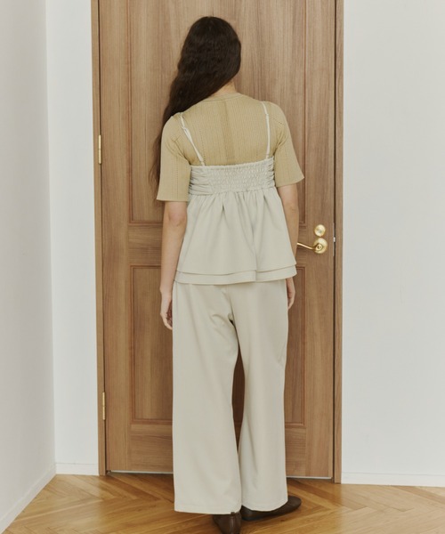 OLUN(オルン)の「easy tuck slacks pants/イージータックスラックスパンツ【セットアップ対応】(スラックス・レディース・ブラウン/アイボリー・MEDIUM/SMALL)」の20枚目の写真