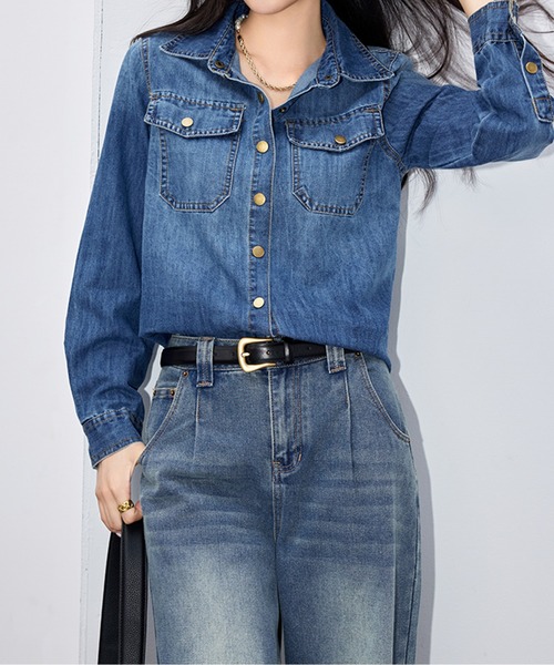 AMAJI(アマジ)の「大人カジュアルデニムシャツ(シャツ/ブラウス・レディース・ブルー・SMALL/MEDIUM/LARGE/X-LARGE)」の5枚目の写真