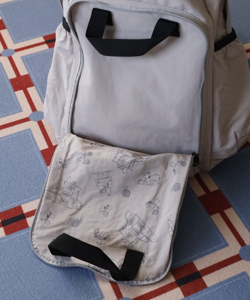 SNOOPY（スヌーピー）の「SNOOPY スヌーピー リュック 軽量 折りたたみ（バックパック/リュック・レディース・ブラック/グレー・FREE）」の9枚目の写真