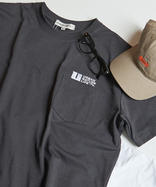 ikka(イッカ)の「【吸水速乾】URBAN NATURE LIFE アーバンネイチャーライフ ドライSP冷感トレT(Tシャツ/カットソー・メンズ・チャコール/グレイッシュベージュ/ホワイト/ネイビー・XL/L/M/S)」の2枚目の写真