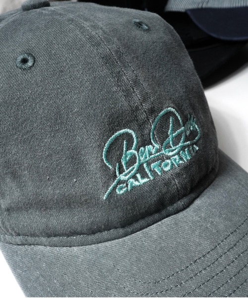 BEN DAVIS(ベンデイビス)の「PIGMENT BASIC CAP/ピグメントカラー ビンテージ風 刺繍(キャップ・メンズ・グレー系その他/ピンク系その他/ブラック系その他/パープル系その他/ブルー系その他・FREE)」の2枚目の写真