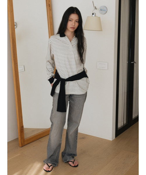 UNNOUT(アナウト)の「MINIMAL COLLARED T-SHIRT BLACK(Tシャツ/カットソー・レディース・その他・FREE)」の2枚目の写真