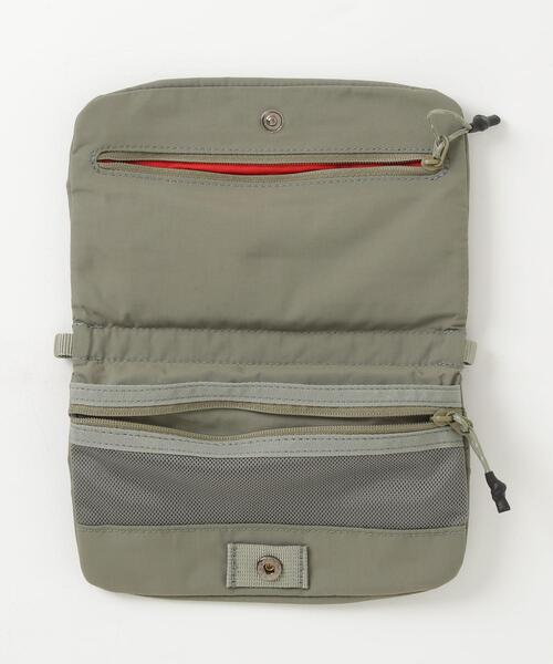 Topologie(トポロジー)の「Topologie/トポロジー Phone Sacoche 90 Moss Papery フォンサコッシュ90【バッグ単体】(ショルダーバッグ・メンズ・グレー・F)」の4枚目の写真