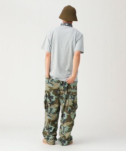 BEAMS(ビームス)の「ベーシックフィット ワンポイント Tシャツ(Tシャツ/カットソー・メンズ・ネイビー/ホワイト/グレー系その他・SMALL/X-LARGE/LARGE/MEDIUM/XX-LARGE)」の14枚目の写真