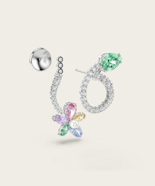 SWAROVSKI(スワロフスキー)の「【公式】【スワロフスキー】Ariana Grande x Swarovski ドロップピアスとイヤージャケット, ミックスカット, トンボ、花, マルチカラー, ロジウム・プレーティング(イヤリング・レディース・シルバー系その他・ONE SIZE)」の4枚目の写真