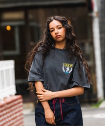 UNION（ユニオン）の「UNION TOKYO CREST TEE ユニオントーキョー Tシャツ（Tシャツ/カットソー）」