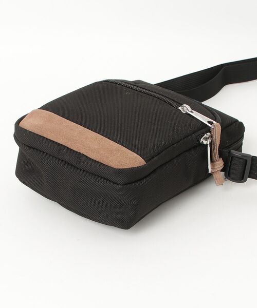 JANSPORT（ジャンスポーツ）の「【JANSPORT】CORE CROSSBODY（ショルダーバッグ・メンズ・ブラック・FREE）」の4枚目の写真