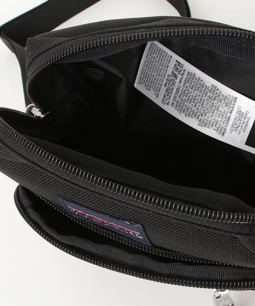 JANSPORT（ジャンスポーツ）の「【JANSPORT】CORE CROSSBODY（ショルダーバッグ・メンズ・ブラック・FREE）」の3枚目の写真