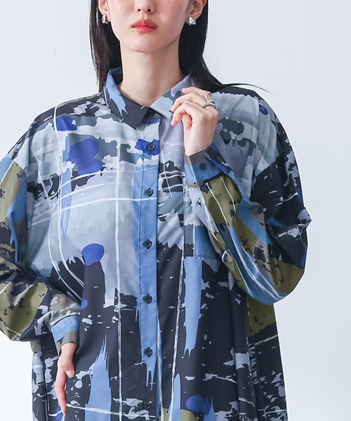 kOhAKU(コハク)の「アート柄シャツワンピース(シャツワンピース・レディース・ブラック/グレー・FREE)」の4枚目の写真