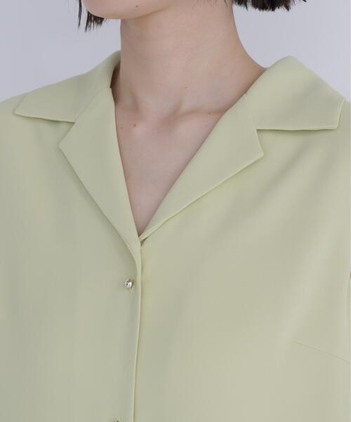 NATURAL BEAUTY BASIC(ナチュラルビューティーベーシック)の「開襟とろみブラウス(シャツ/ブラウス・レディース・ライトグリーン/ブラウン/オフホワイト・フリ-)」の13枚目の写真