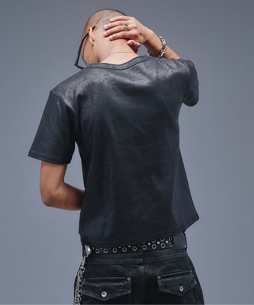 ANDER HUNK(アンダーハンク)の「Coated Henry neck Rib T-shirt / コーティングヘンリーネックリブTシャツ(Tシャツ/カットソー・メンズ・ブラック/パープル・MEDIUM/LARGE)」の6枚目の写真