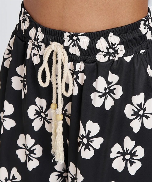 BILLABONG(ビラボン)の「BILLABONG/ビラボン フレア ロングパンツ UTILITY LONG EASY PANTS BG013871 UT(その他パンツ・レディース・ブラック×ホワイト/ライトブルー・M/L)」の6枚目の写真